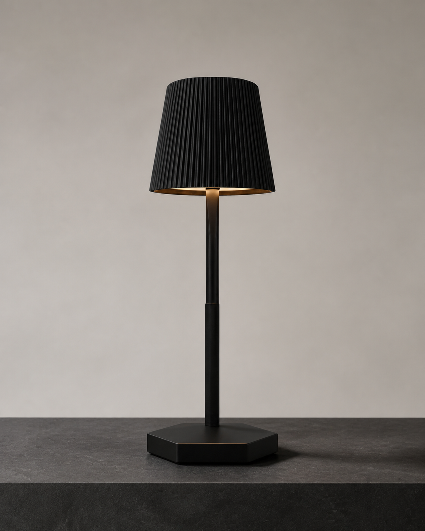 TOVI Cordless Table Lamp — Pleated Shade, Variable White LED — Black, detail view | DecoHarmonie