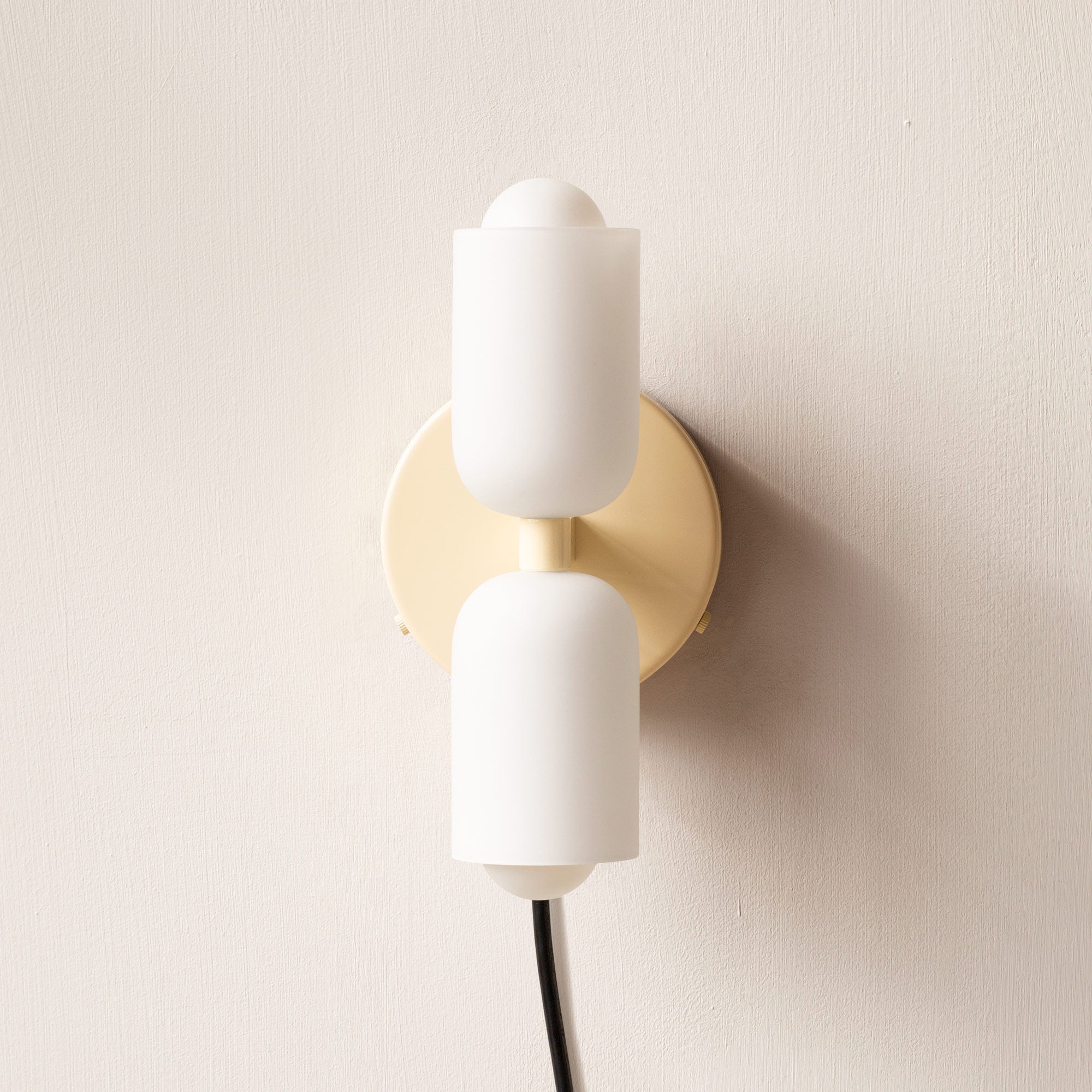 Wall Light Gold Acrylic - JADONA | Elegant Ambiance