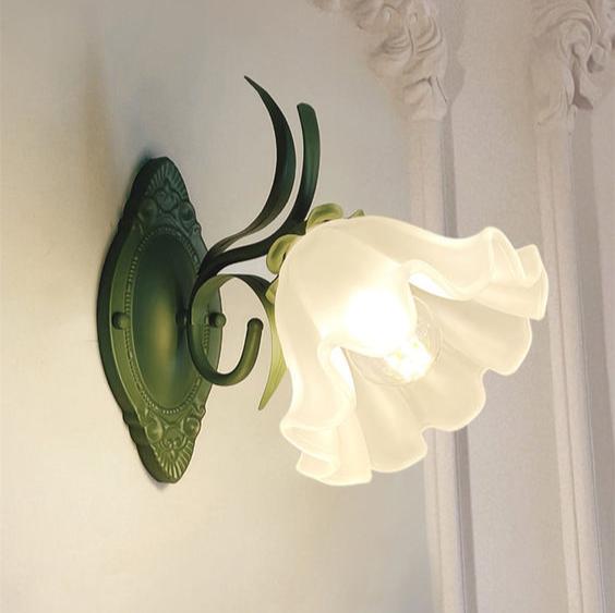 Wall Light Lily Design Iron & Acrylic - FLUXAR | Serene Light