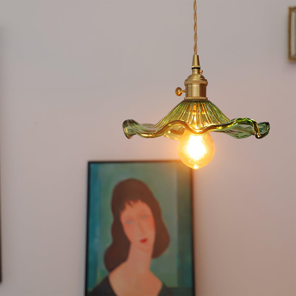 Pendant Light Green Glass Brass - SENZOR | Elegant Ambiance