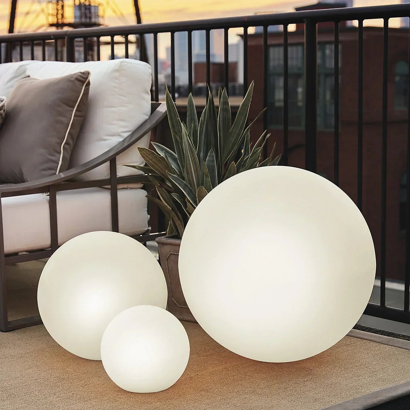 Wireless Lamp 16 Color, Cordless - RAXAOR | Ambiance