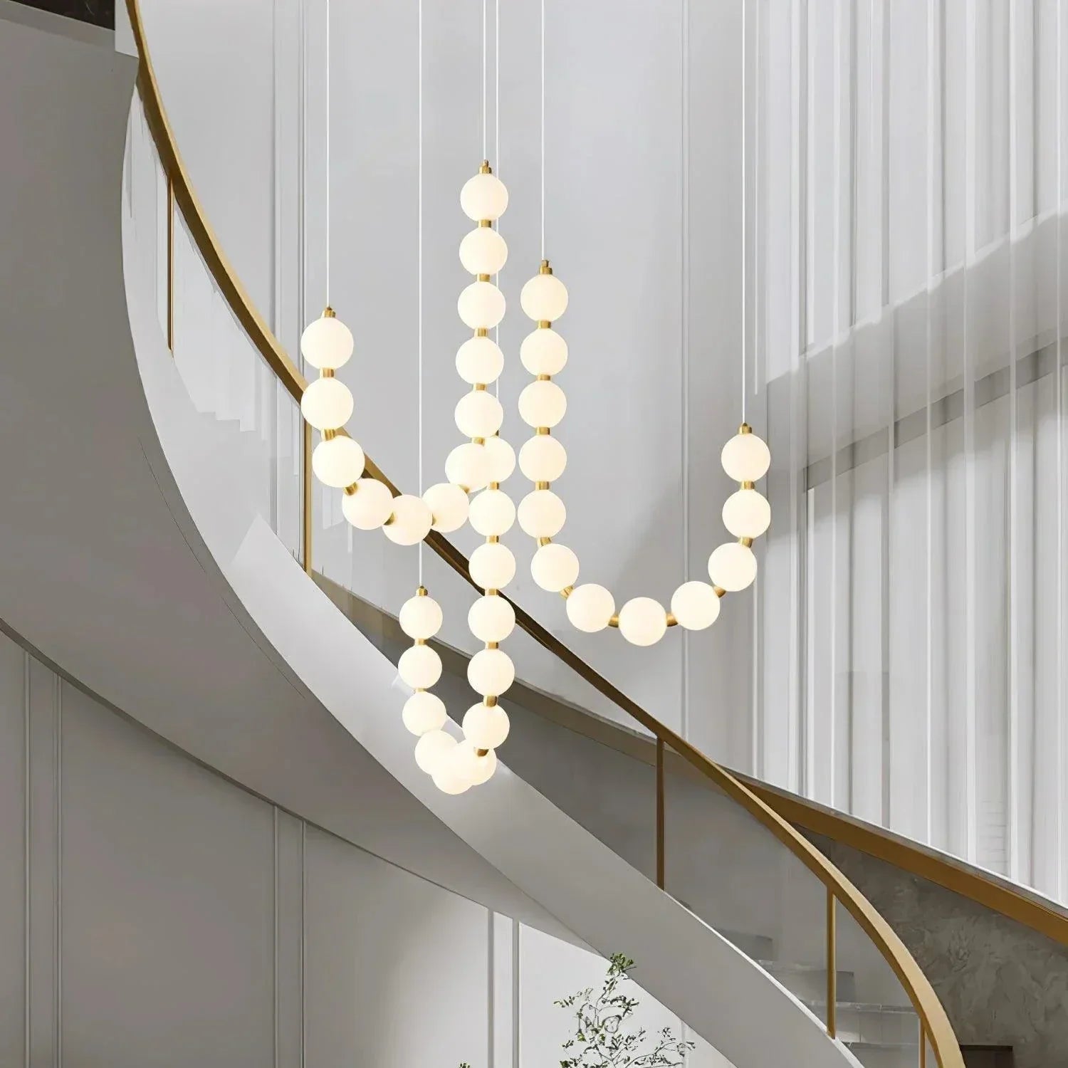 Art_Pearl_Necklace_Chandelier_10_3a128c0c-0e36-4240-887d-11c036f09f82.webp