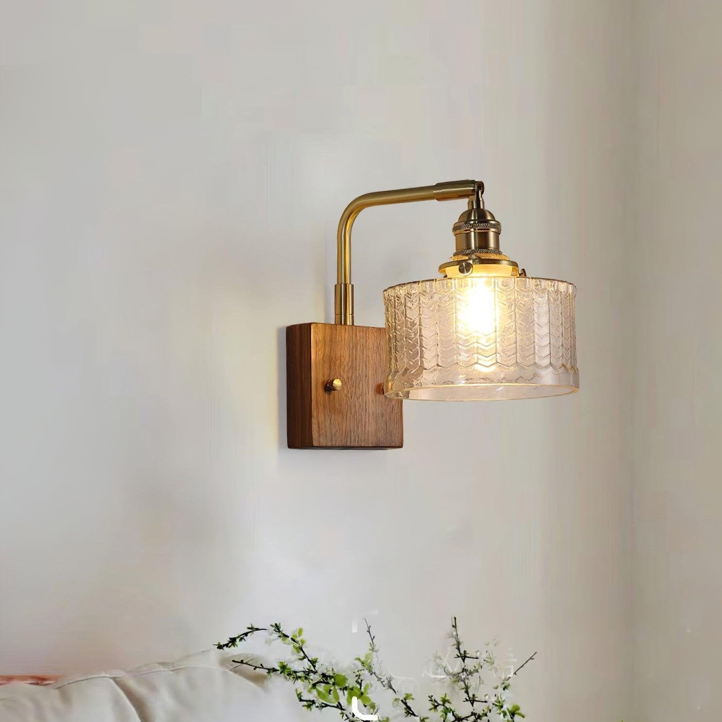 Cavella_Wall_Lamp_11_b2f728a3-d254-4fb7-879a-1d18f93acfbe.jpg