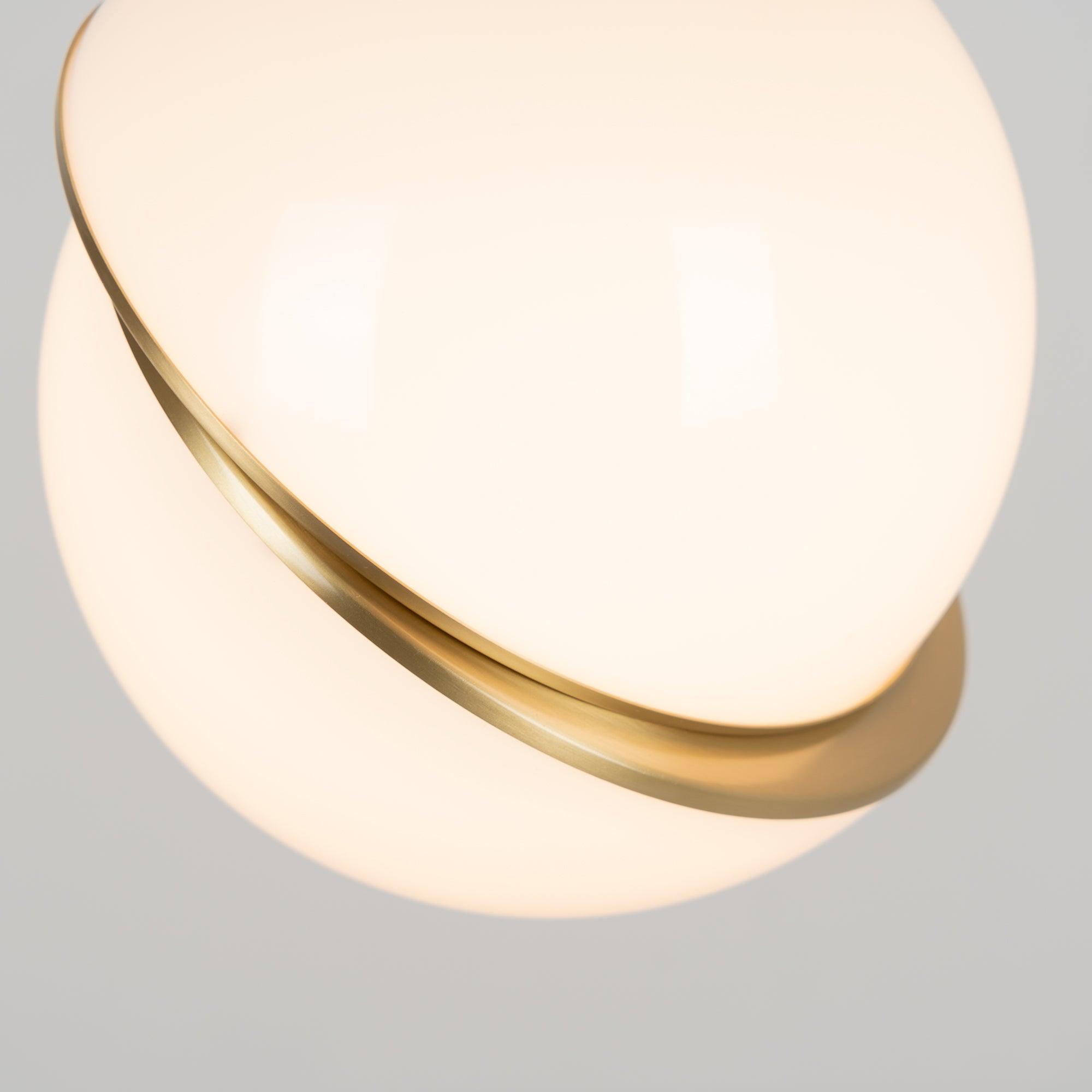 Pendant Light Crescent Brass - RADIXA | Tranquility