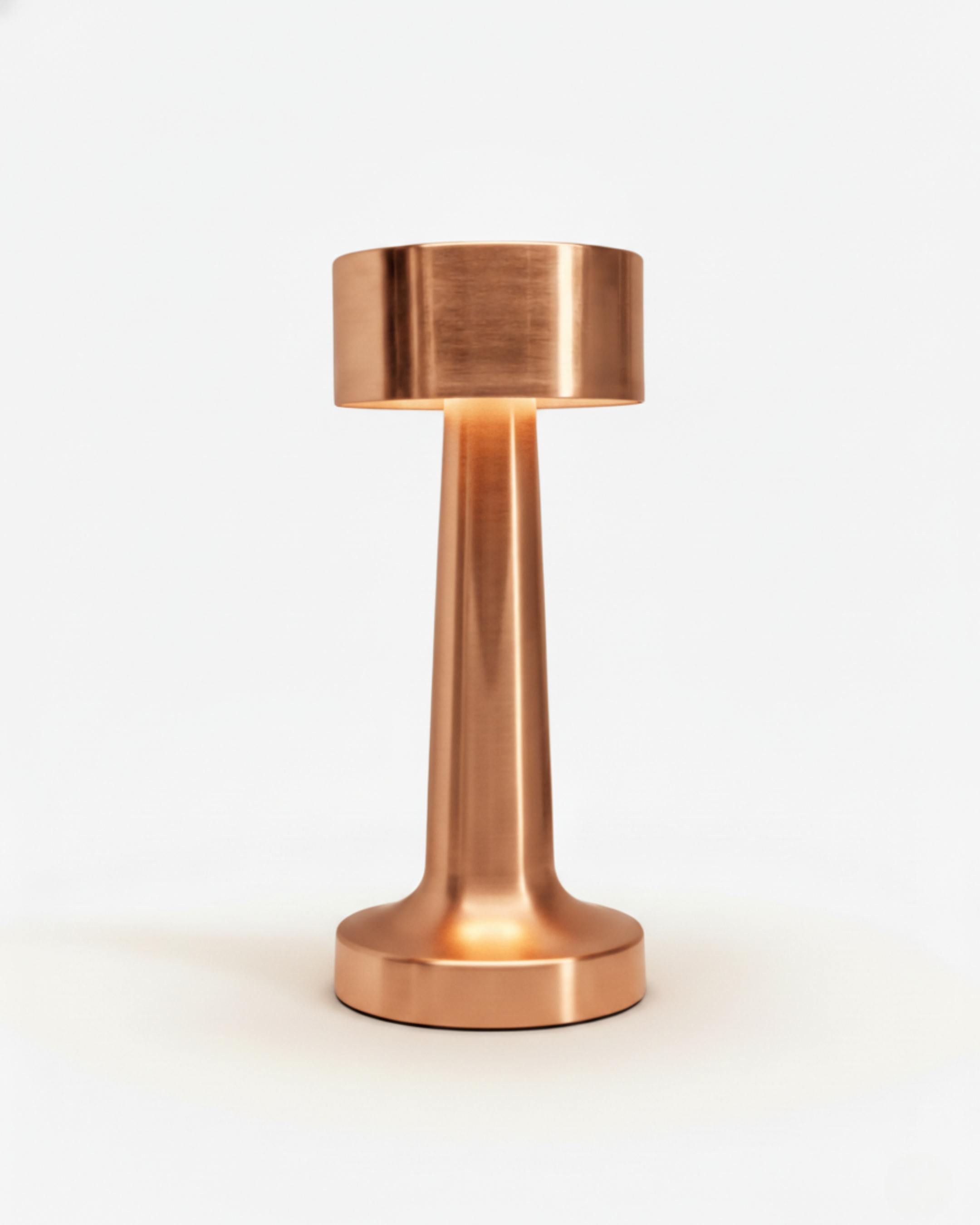 ELDA cordless designer table lamp in rose gold — wireless rechargeable lamp | DecoHarmonie Australia