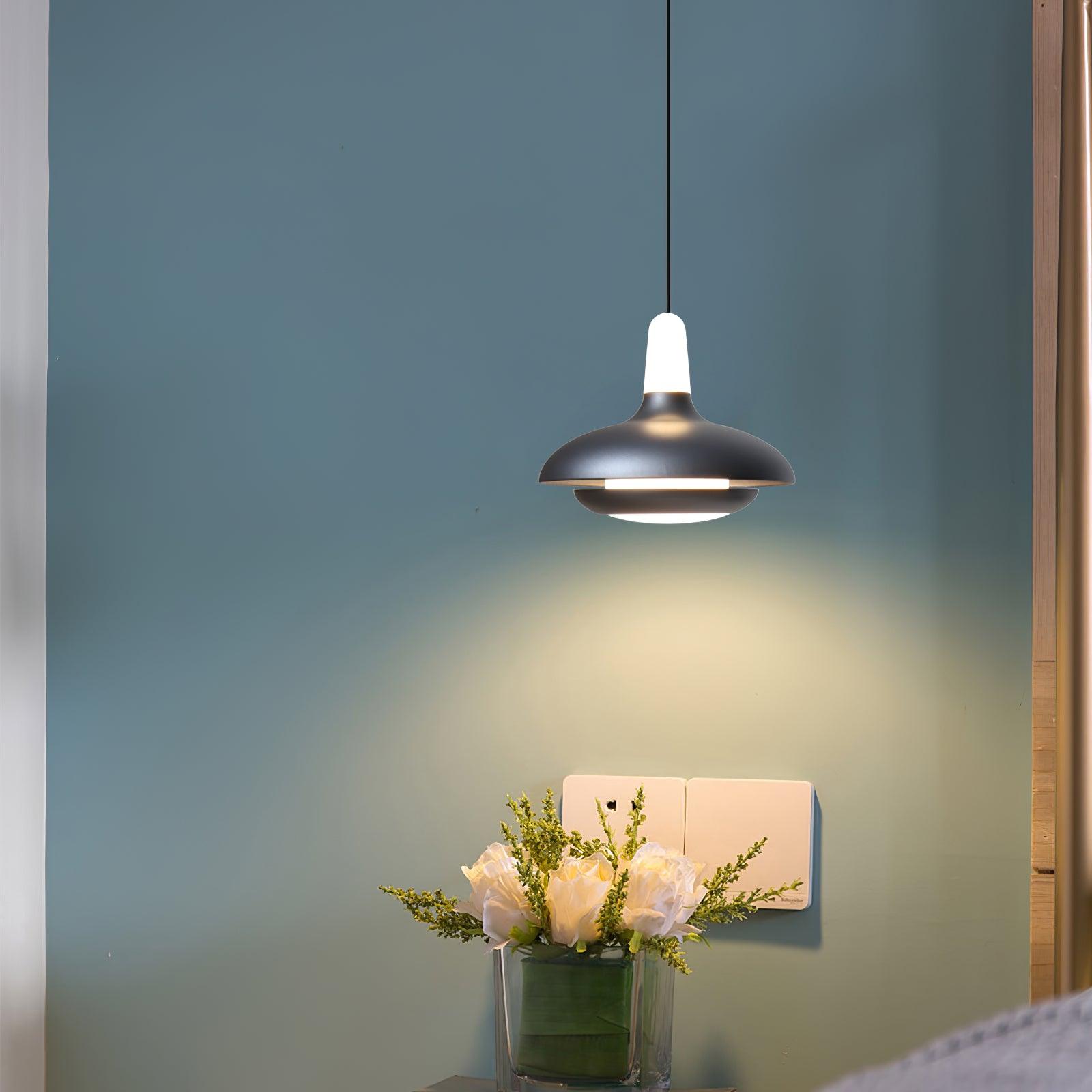 Fiji_Pendant_Light_8_e4e23a96-381b-4874-a380-afc94e976cdb.jpg