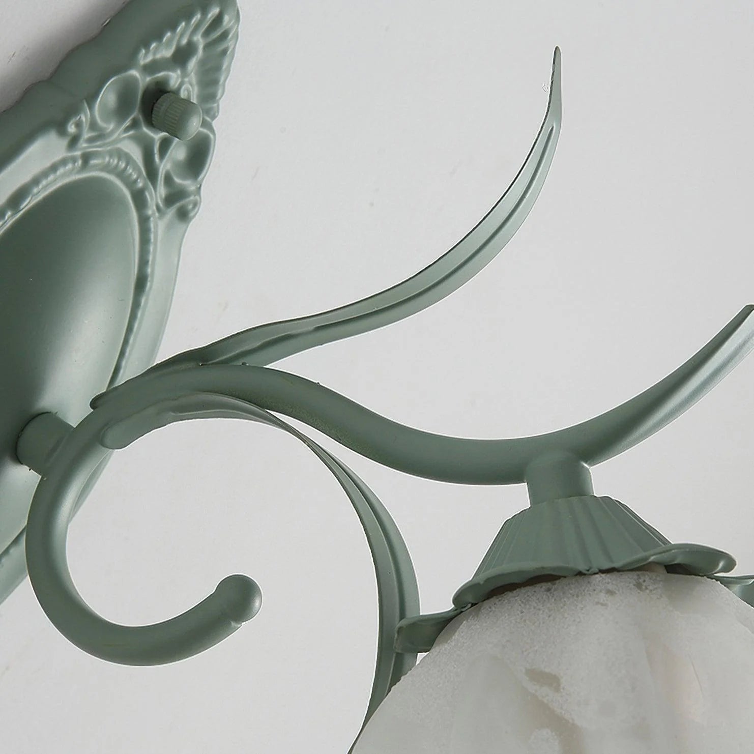 Carins Modern Cottage Flower Metal Wall Light Bedroom Hallway Bathroom