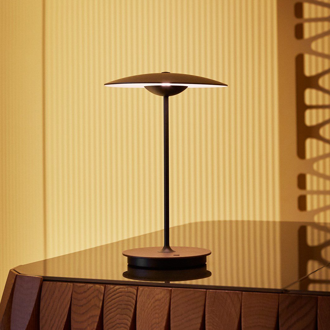 Table Lamp LED Metal - EVICTX | Luxurious Ambiance