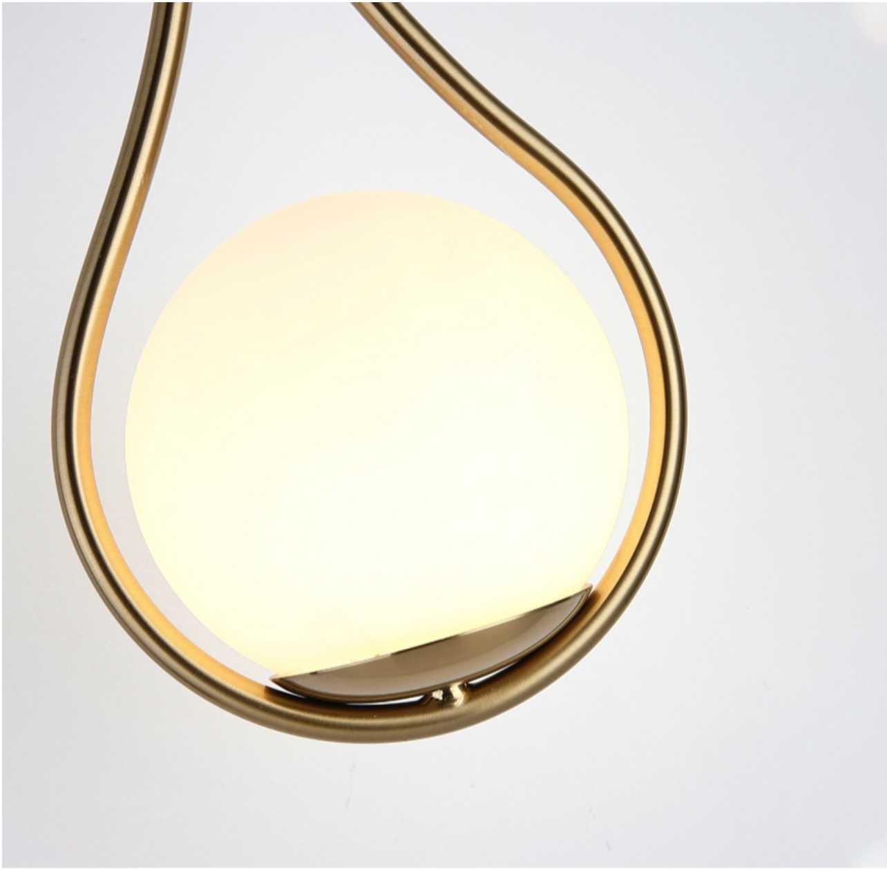 Wall Lamp Gold Black - FLORAN | Ambient Lighting