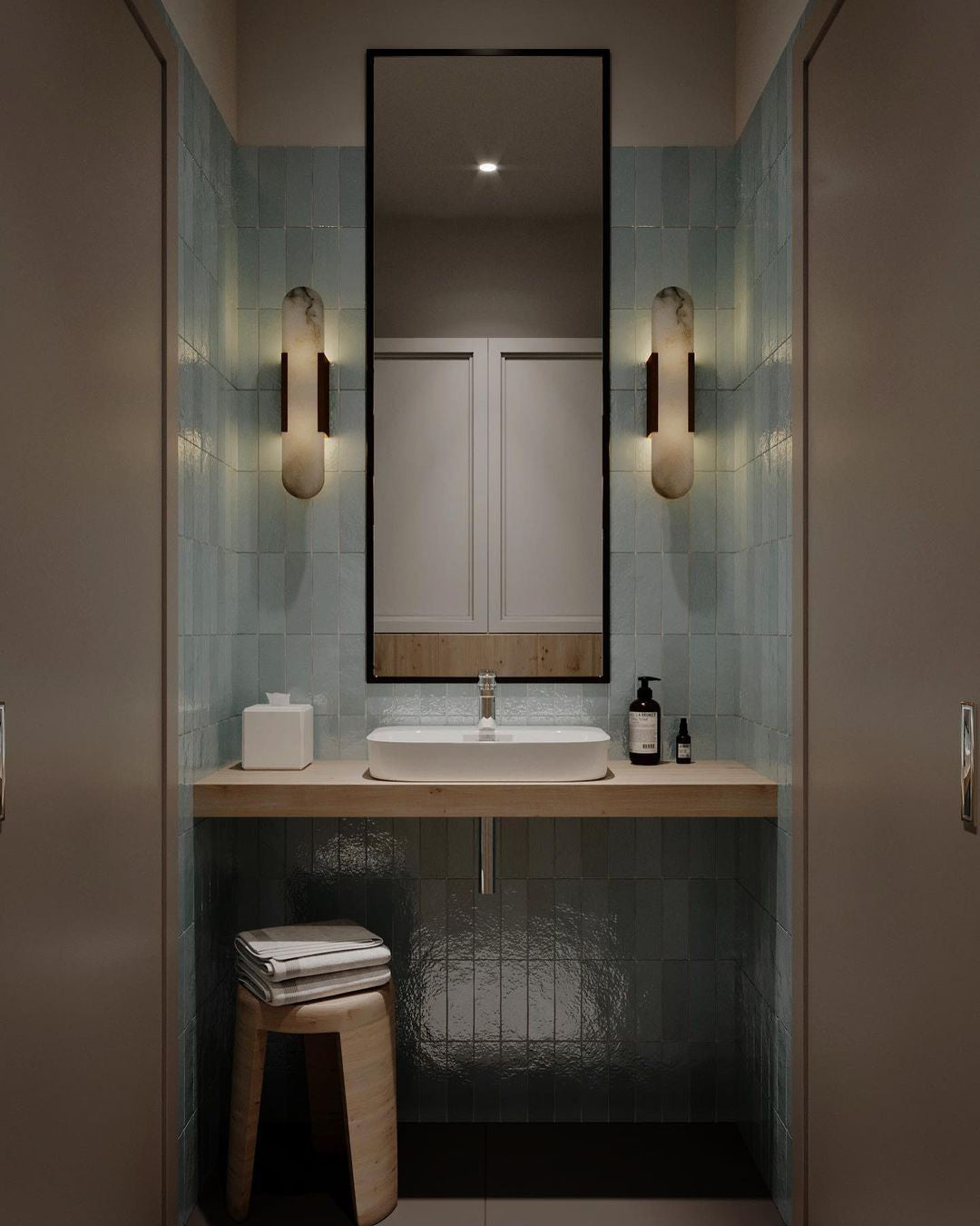 Wall Light Alabaster Brass - EMPYRN | Elegant Lighting