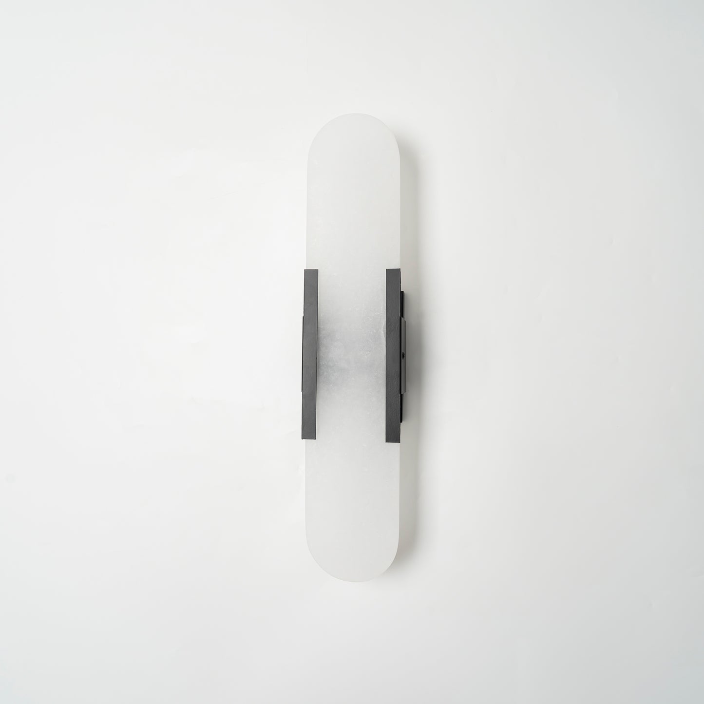 Wall Light Alabaster Brass - EMPYRN | Elegant Lighting