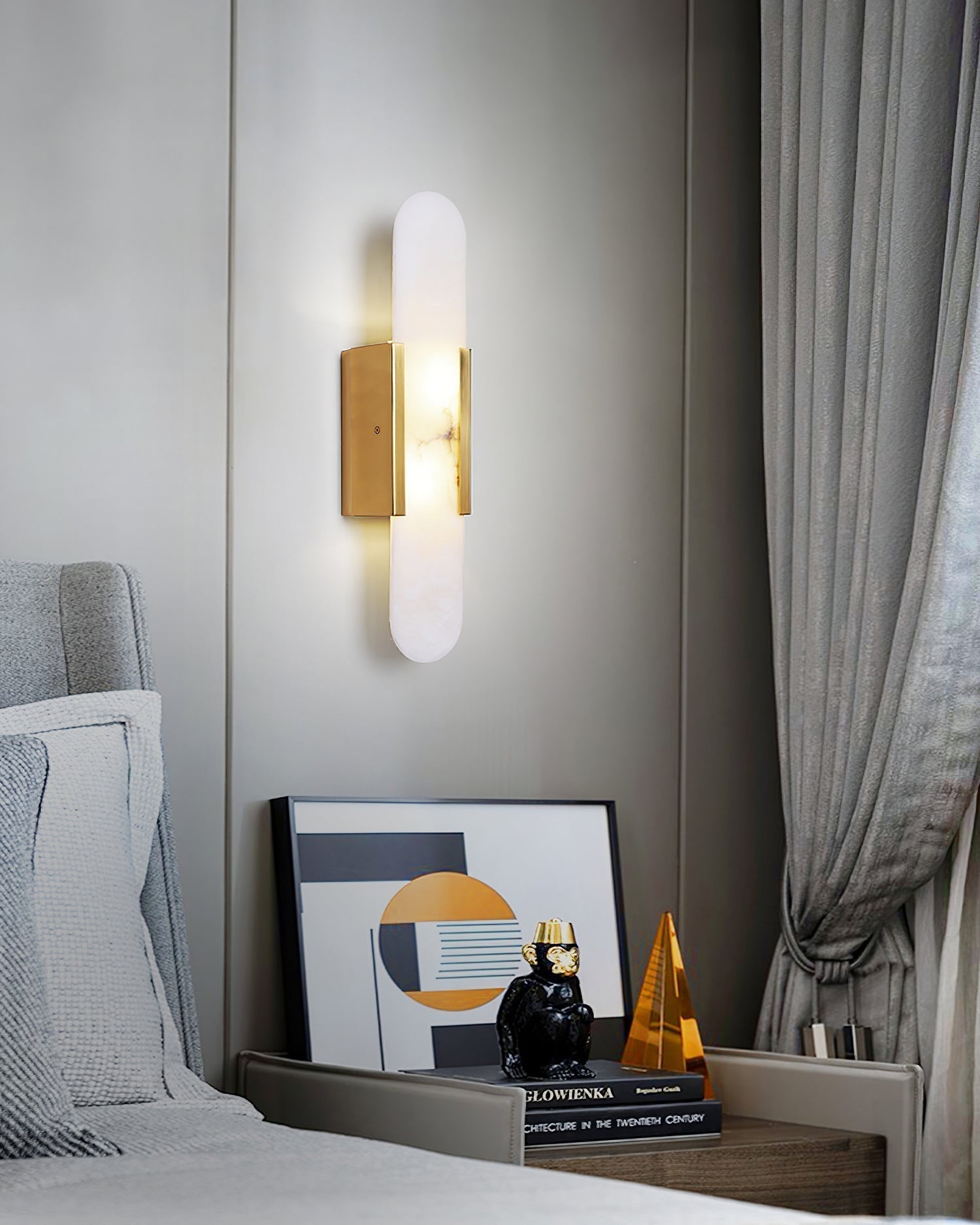 Wall Light Alabaster Brass - EMPYRN | Elegant Lighting