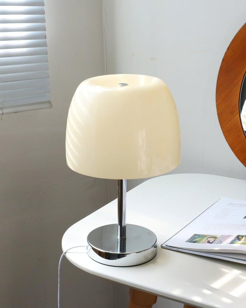 RANGU designer table lamp in white — wireless rechargeable lamp | DecoHarmonie Australia