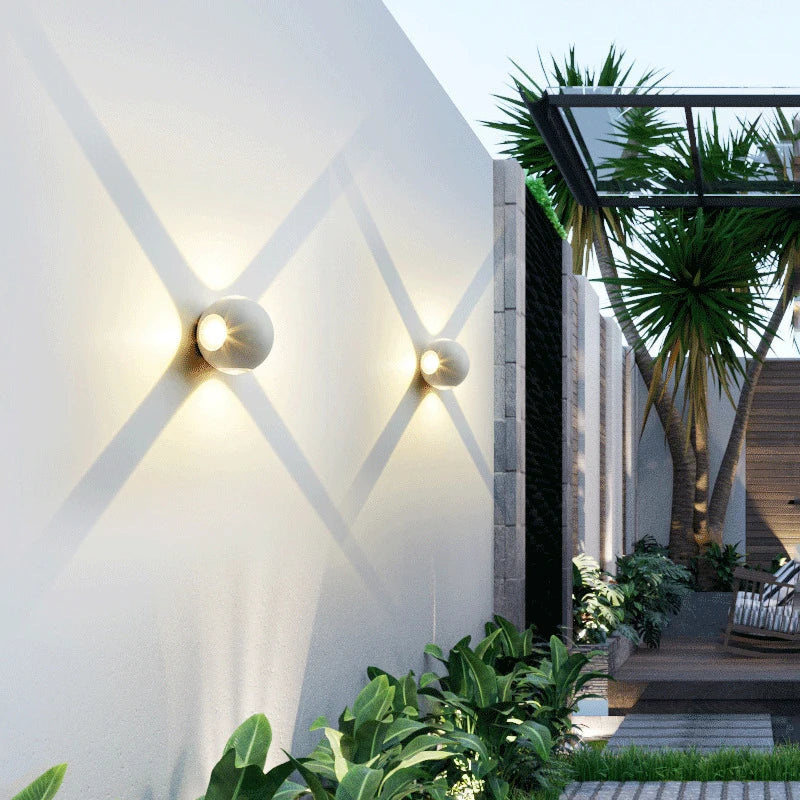 Wall Light Aluminum IP65 - OMNEON | Elegant Design