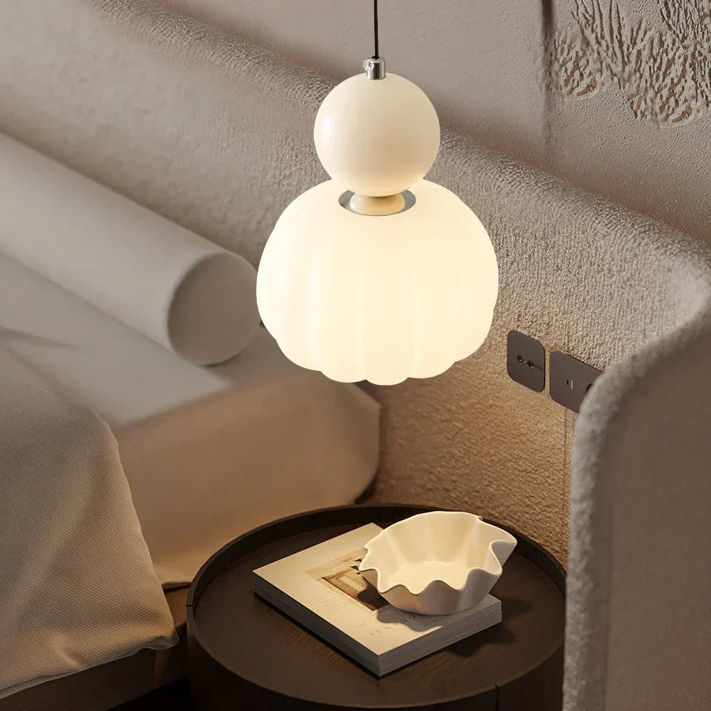ScoutCreamArtDecoPendantLightoneheadbeige2_ca2e4b12-3b90-453e-bf26-95e695ba11af.webp