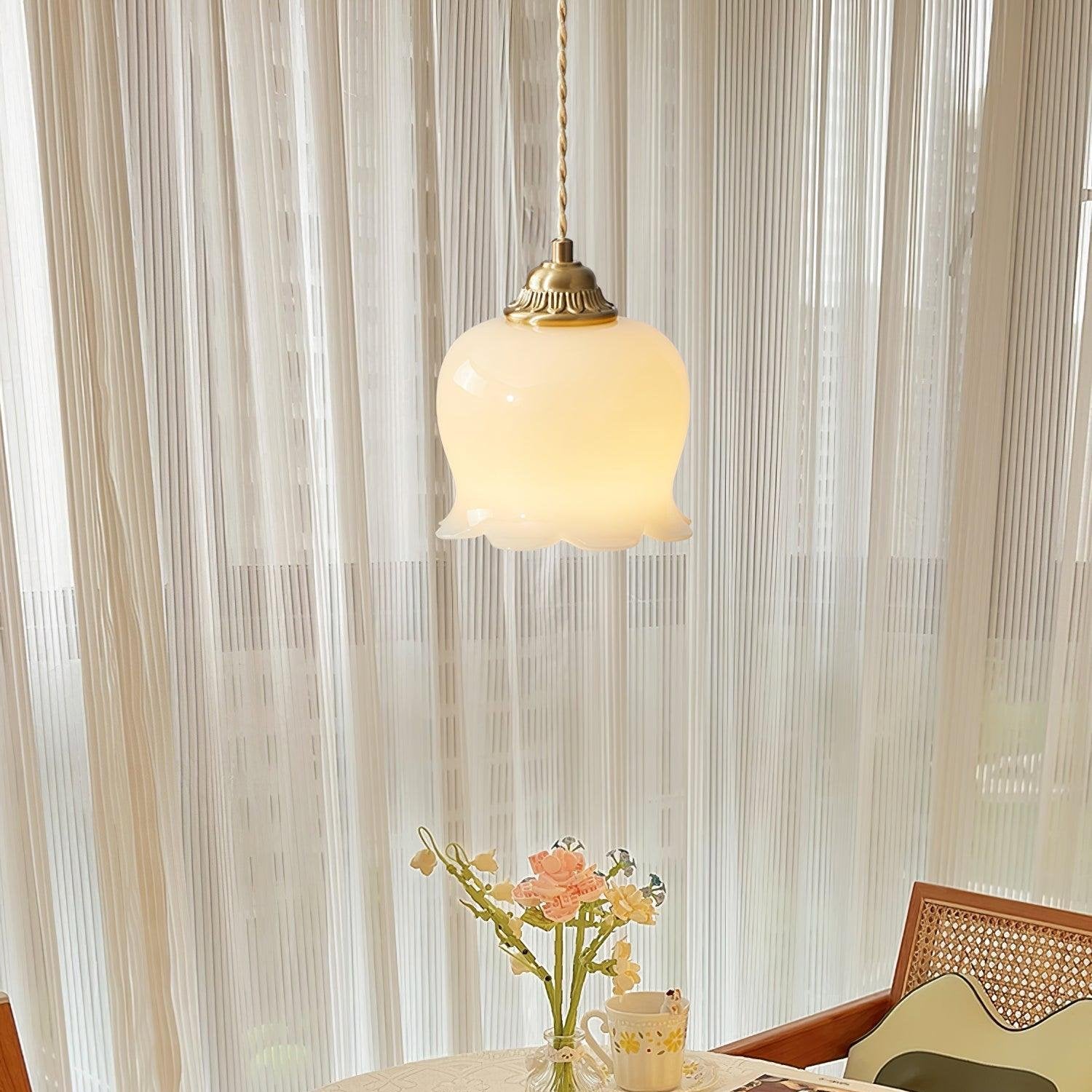 Pendant Light Brass Floral - SCEPTX | Serene Ambiance