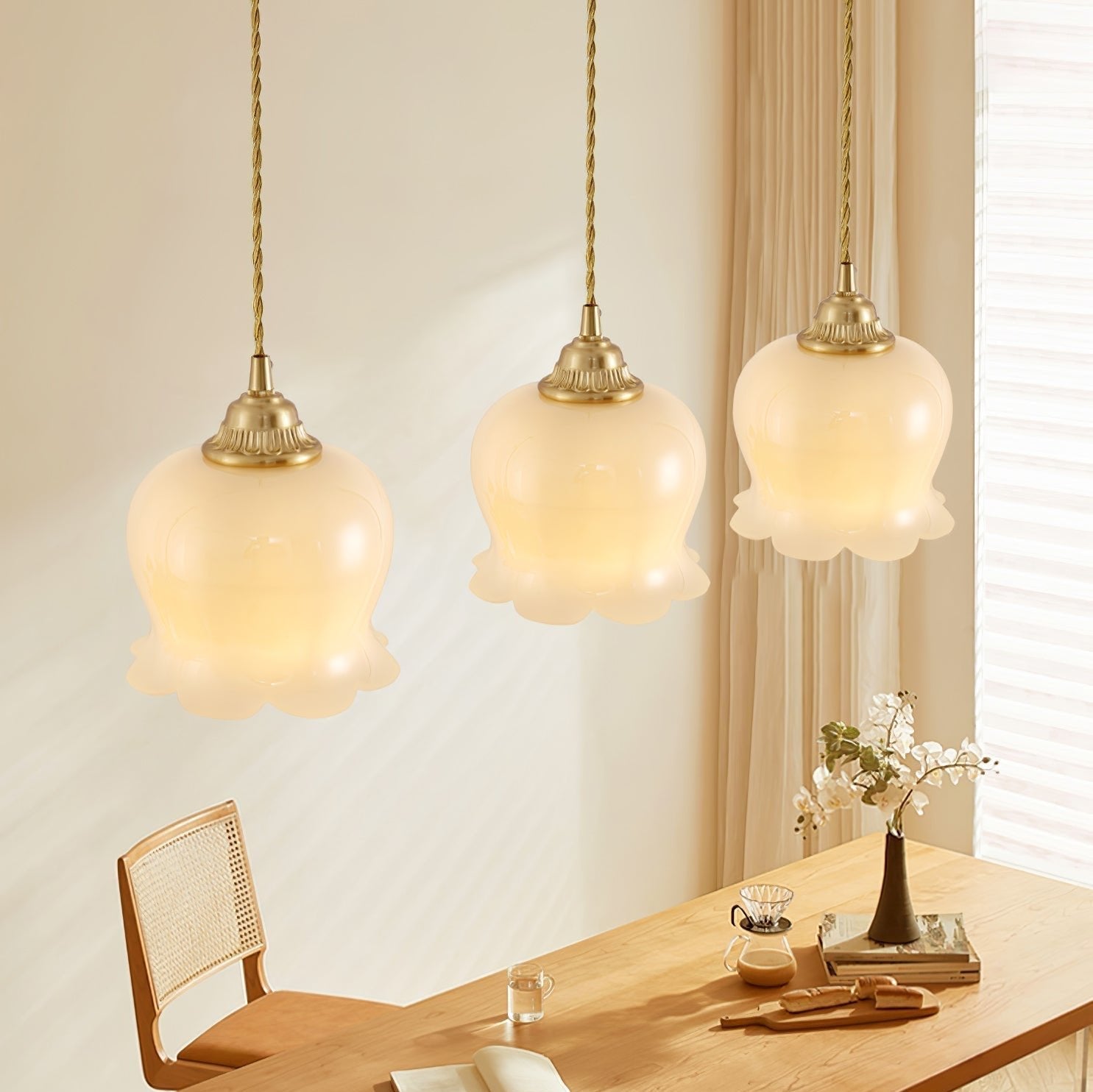 Pendant Light Brass Floral - SCEPTX | Serene Ambiance