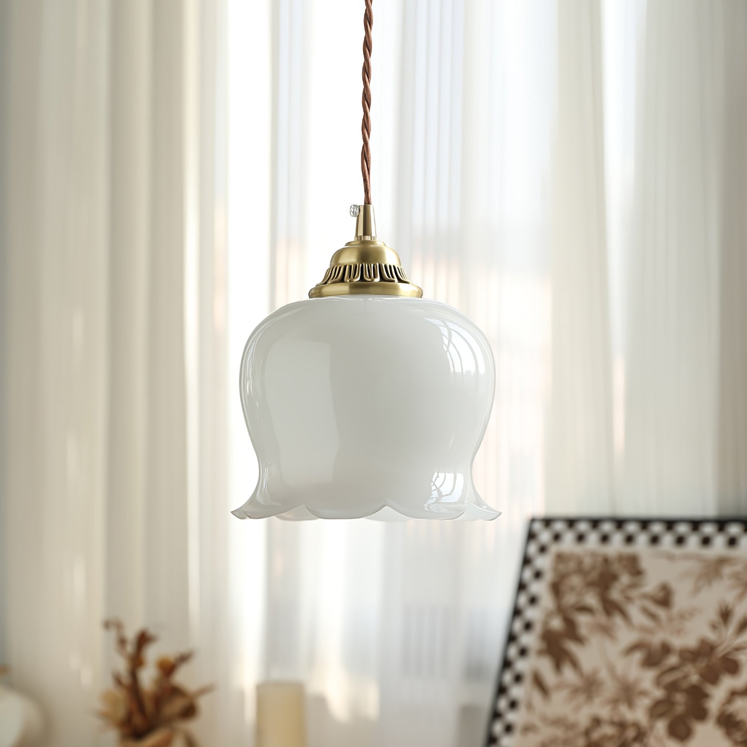 Pendant Light Brass Floral - SCEPTX | Serene Ambiance
