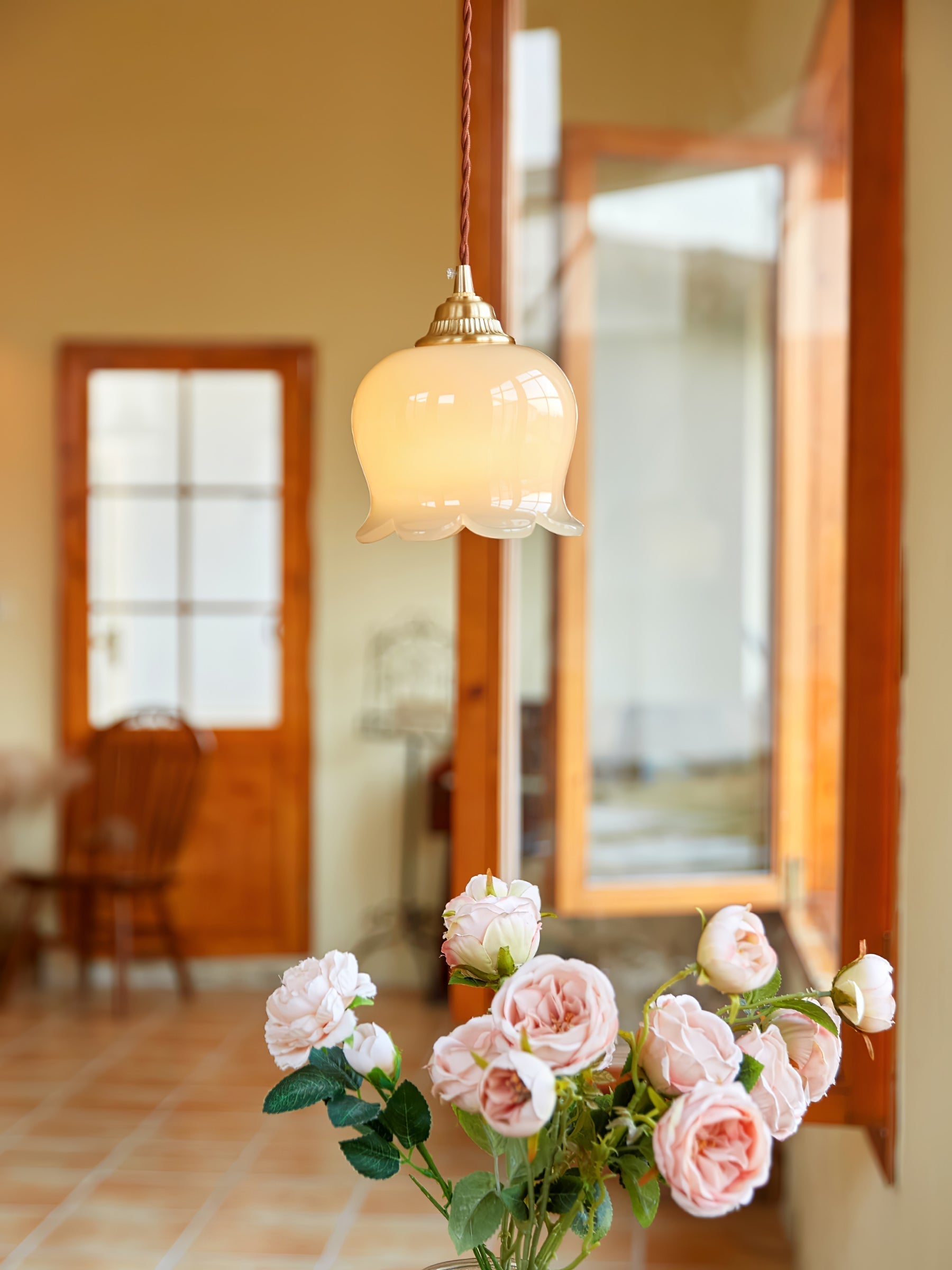 Pendant Light Brass Floral - SCEPTX | Serene Ambiance