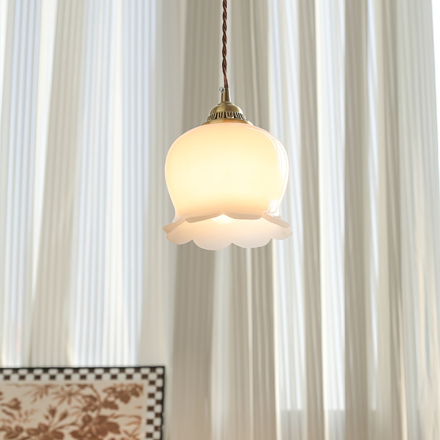 Pendant Light Brass Floral - SCEPTX | Serene Ambiance