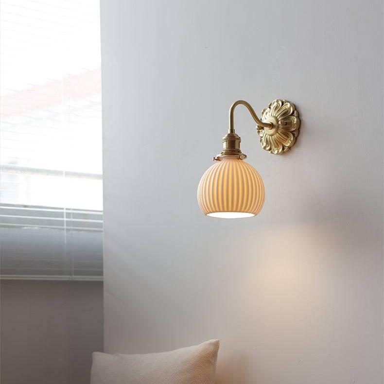 Wall Light Brass Ceramic - NEXIL | Elegant Lighting