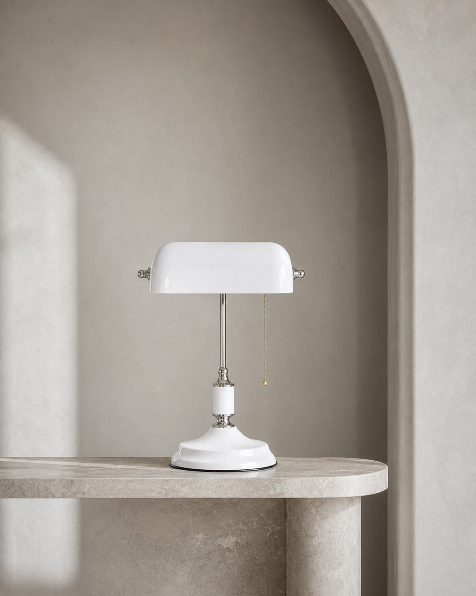 ANTIK Banker's Desk Lamp — Emerald Green Glass, Vintage Brass — White Silver, lifestyle | DecoHarmonie