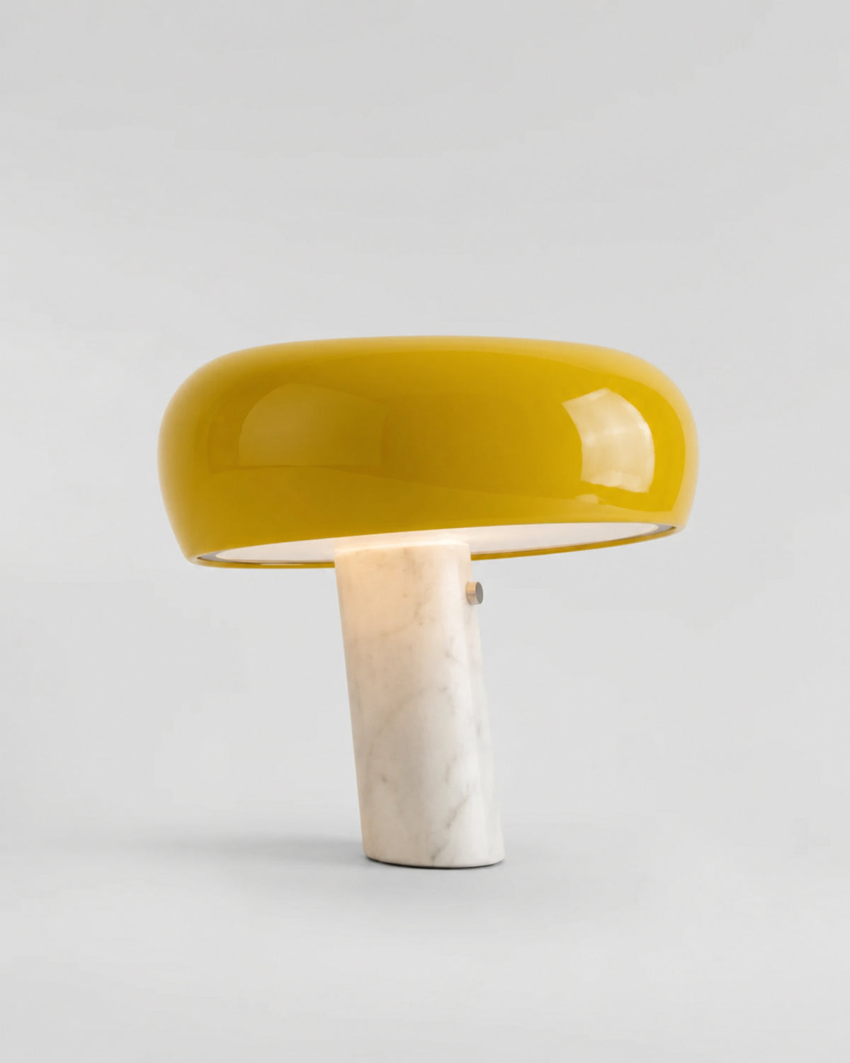 CAMOS Tischlampe – Gelb / Gross, Produktansicht vor neutralem Hintergrund | DecoHarmonie