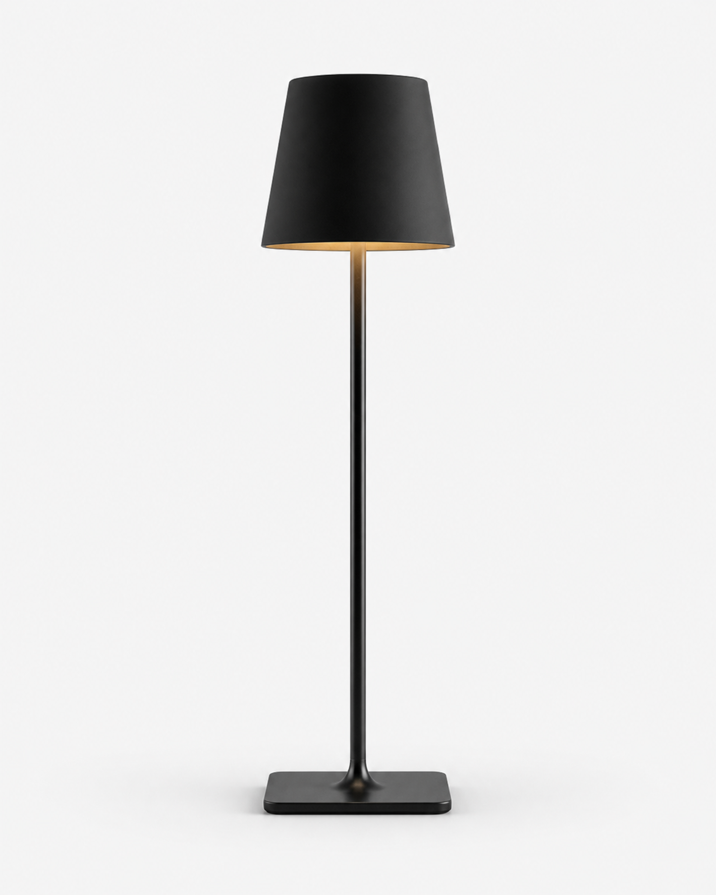 FREY Cordless Table Lamp — Minimalist Conical Shade, Portable — Black, packshot | DecoHarmonie
