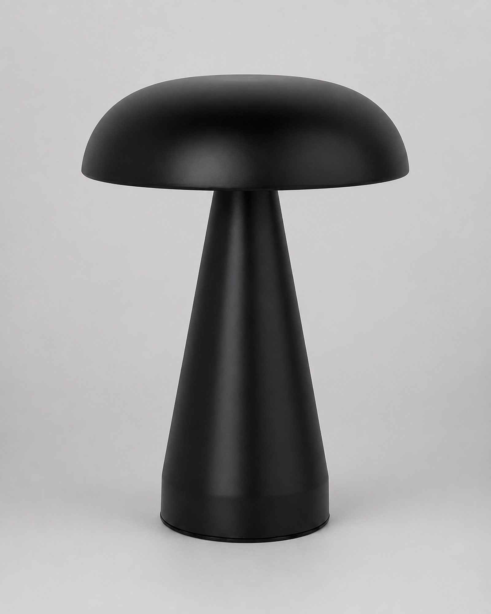 KEMI Cordless Table Lamp — Scandinavian Mushroom, USB Charging — Black, material detail | DecoHarmonie