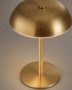 MALMO Akku-Tischlampe – Gold, Detailansicht | DecoHarmonie