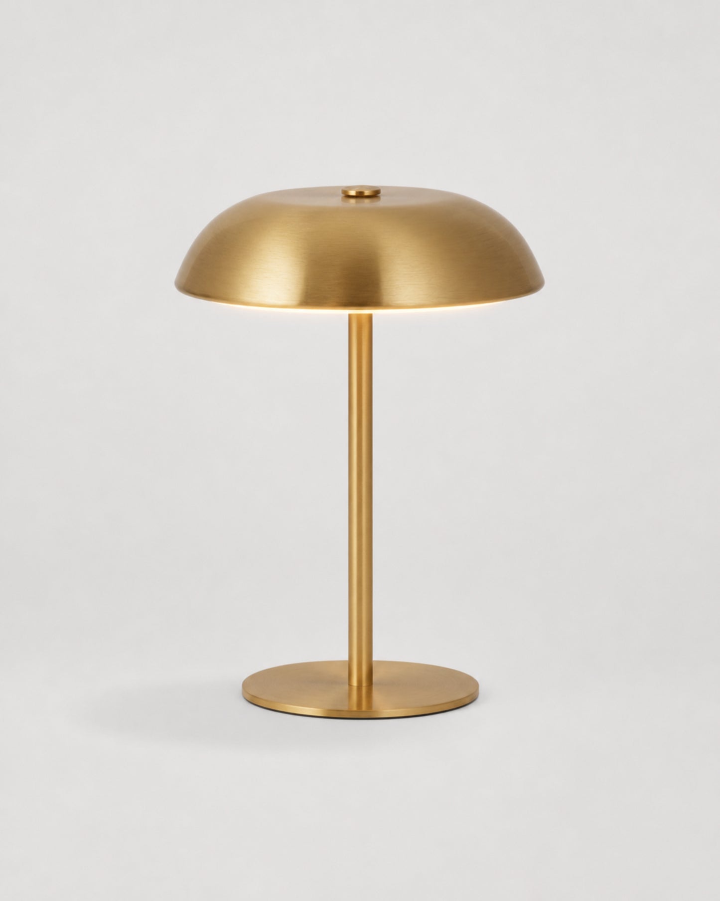 MALMO Cordless Mushroom Table Lamp — Metallic Finish, Touch Dimmable — Gold, studio packshot on grey background | DecoHarmonie