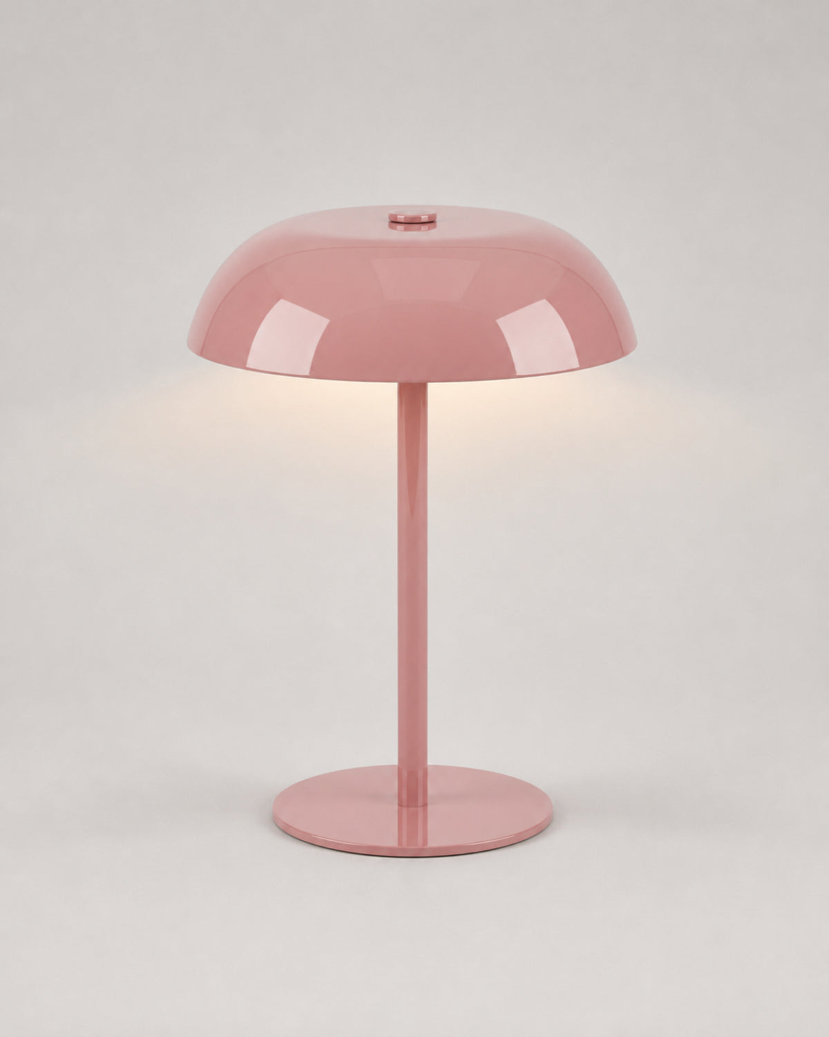 MALMO Akku-Tischlampe – Rosa, Produktansicht vor neutralem Hintergrund | DecoHarmonie