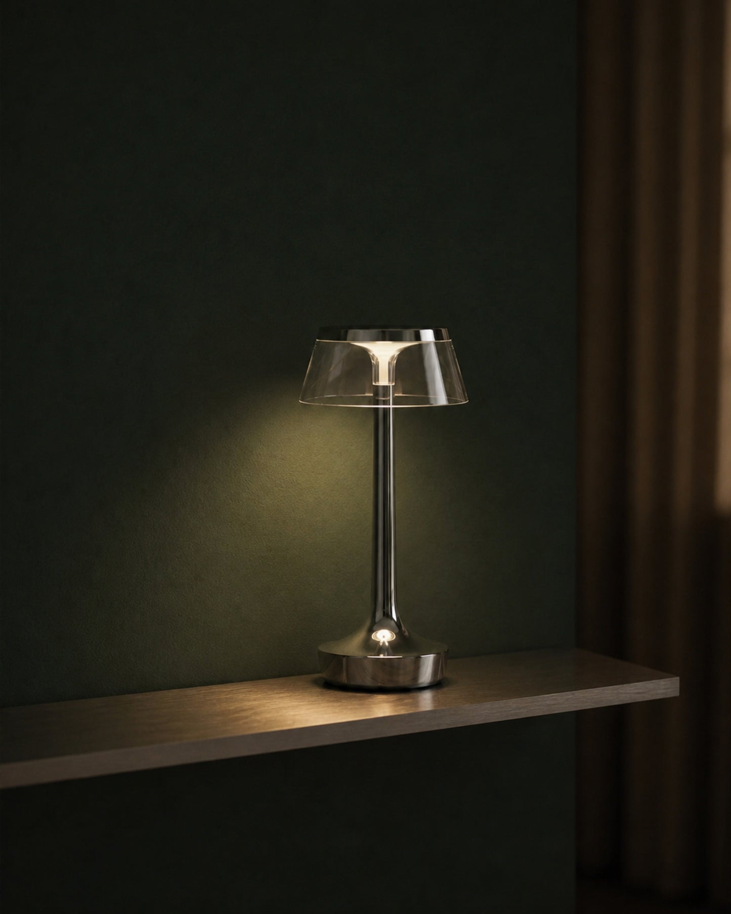 ORIN Cordless Table Lamp — Metallic Dome, USB Rechargeable — Chrome, evening ambient | DecoHarmonie