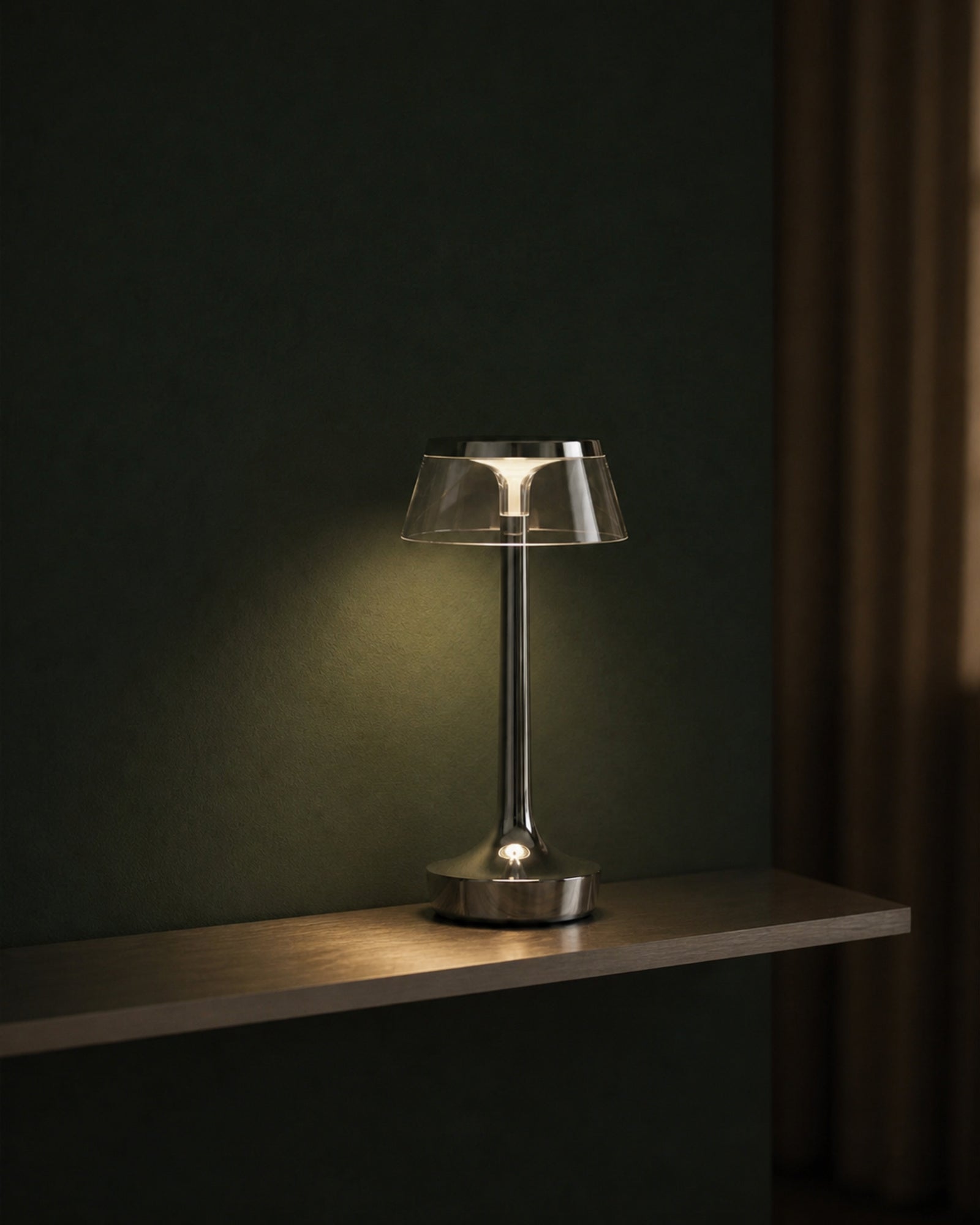 ORIN Cordless Table Lamp — Metallic Dome, USB Rechargeable — Chrome, evening ambient | DecoHarmonie