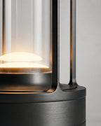 RUNA Akku-Tischlampe – Silber, Detailansicht | DecoHarmonie