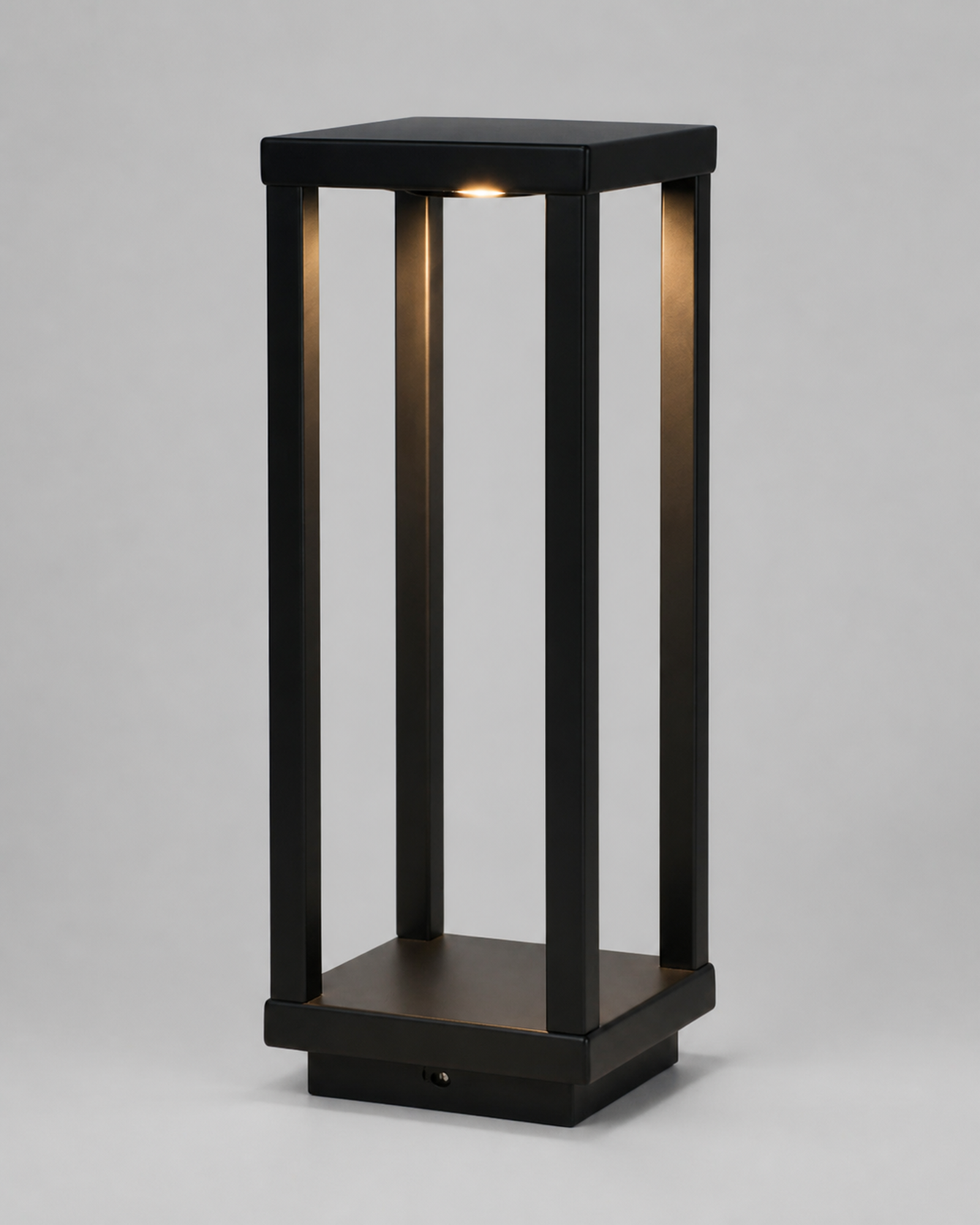SORA Cordless Table Lamp — Aluminium Lantern — Black, detail view | DecoHarmonie