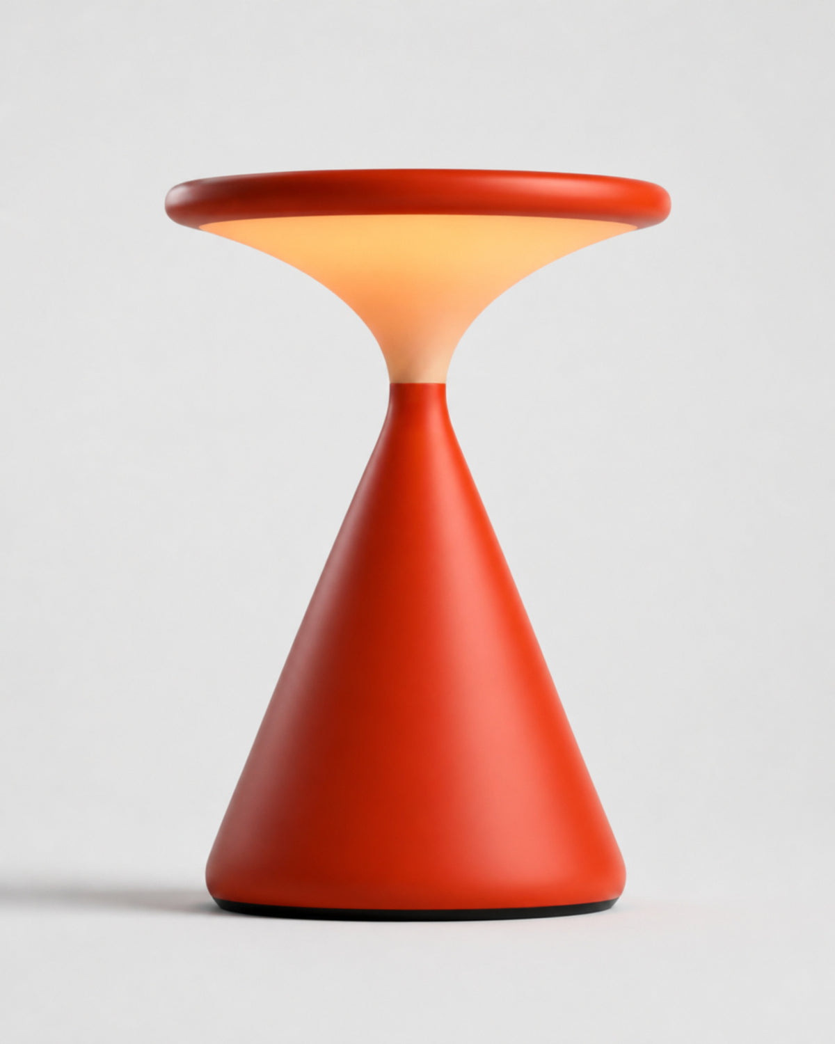 KONI Akku-Tischlampe – Blutorange, Produktansicht vor neutralem Hintergrund | DecoHarmonie