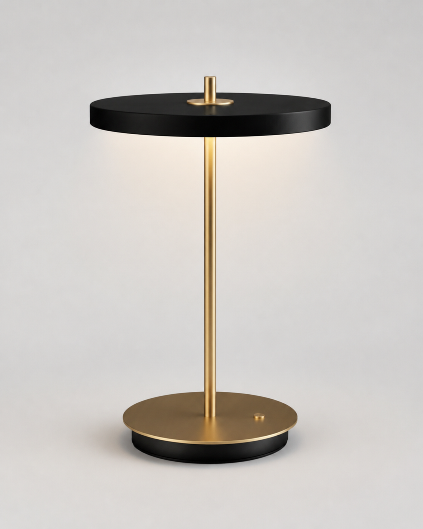 SKEN Cordless Table Lamp — Slim Stem, Touch Dimmer, Flat Shade — Black, studio packshot on grey background | DecoHarmonie