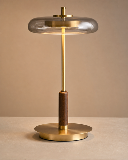TOCRIS Brass & Walnut Table Lamp — Amber Glass, Mid-Century Style — Default, material detail | DecoHarmonie