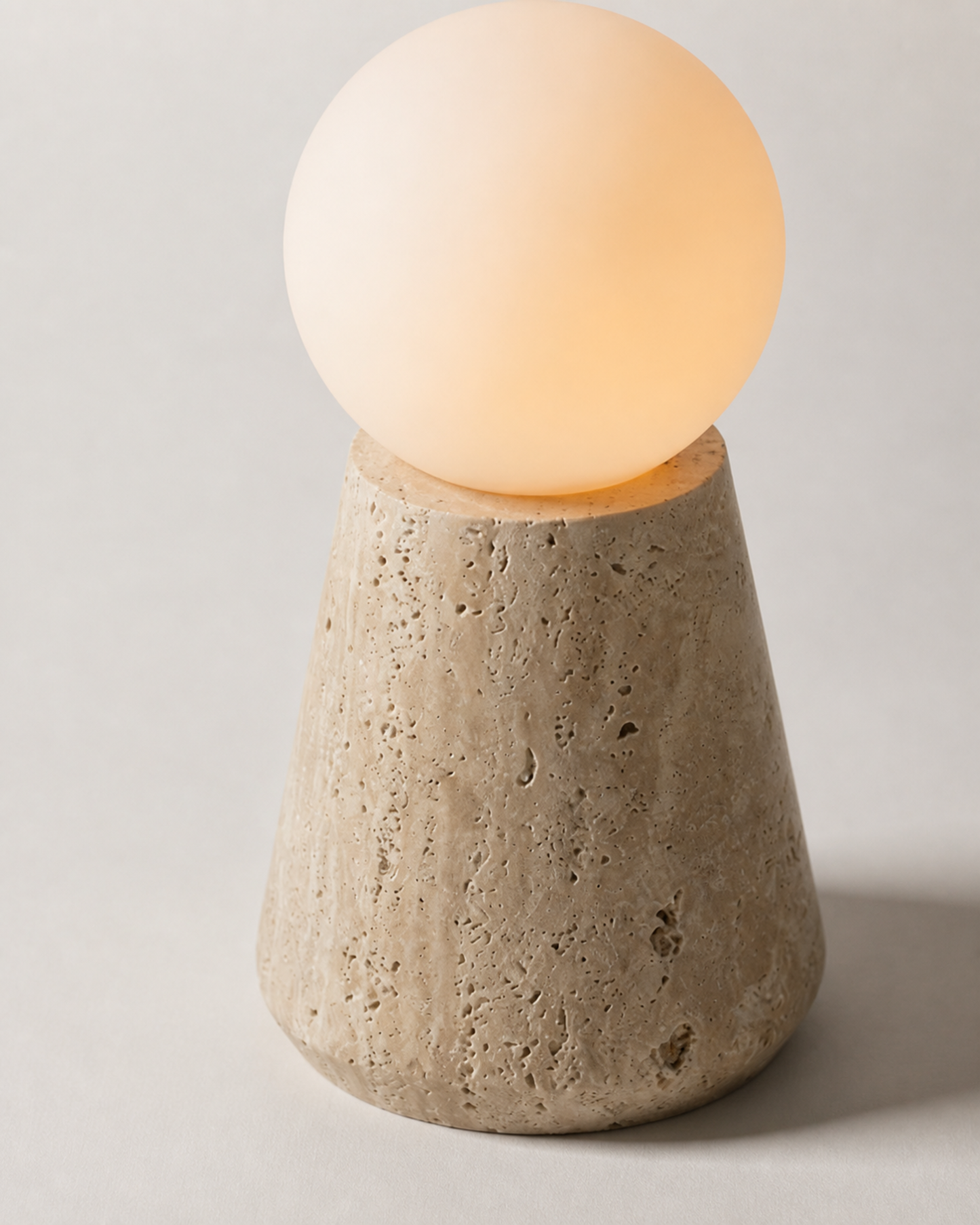 ZIRO Table Lamp — Solid Travertine, Opaline Glass Sphere — Conical, material detail | DecoHarmonie