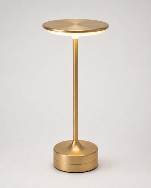 LORA Akku-Tischlampe – Gold, Produktansicht vor neutralem Hintergrund | DecoHarmonie