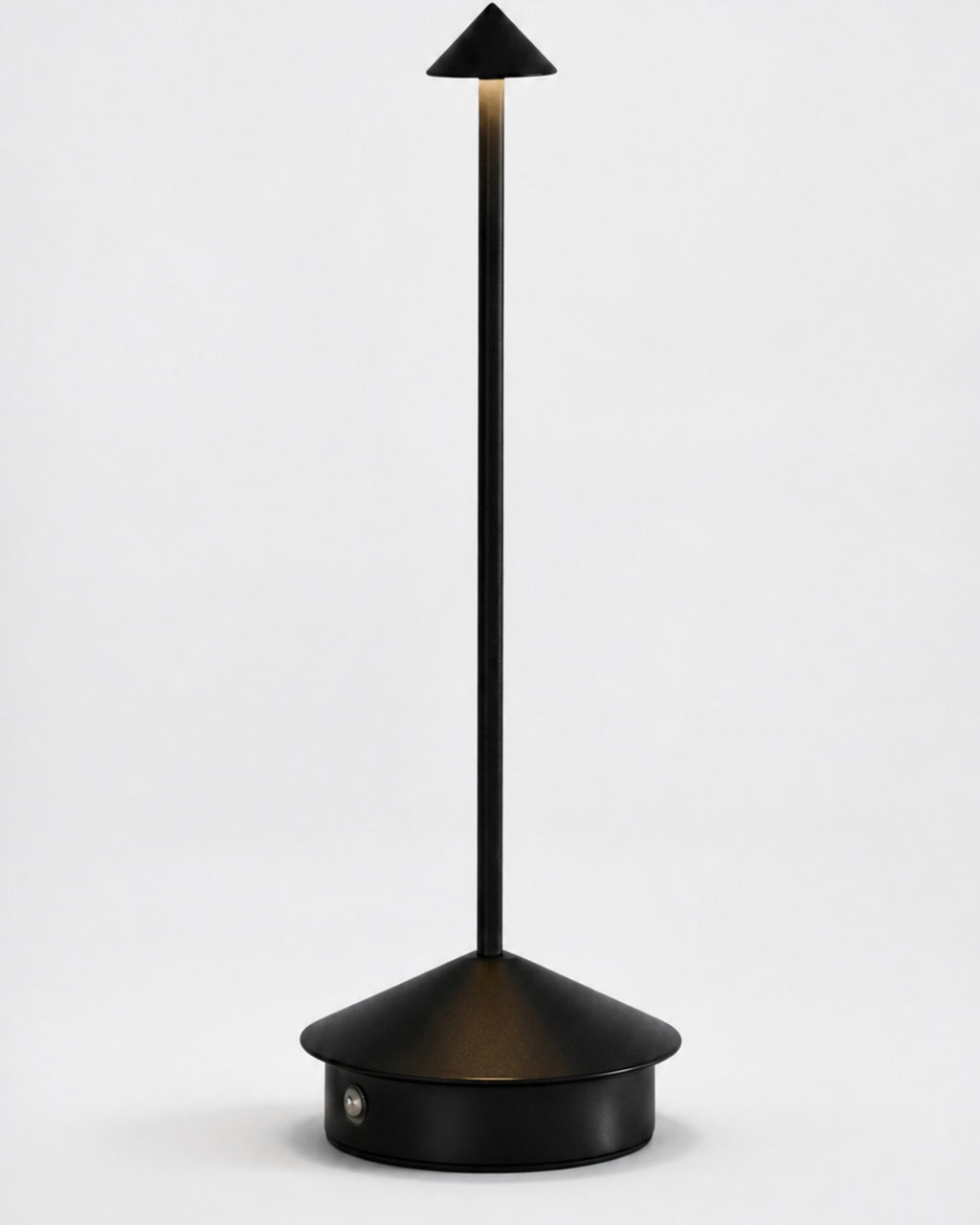 MIRO Akku-Tischlampe – Schwarz, Produktansicht vor neutralem Hintergrund | DecoHarmonie