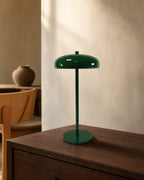 NARI Akku-Tischlampe – Grün, im Essbereich | DecoHarmonie