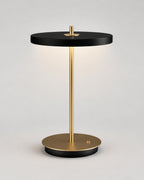 SKEN Akku-Tischlampe – Schwarz, Produktansicht vor neutralem Hintergrund | DecoHarmonie
