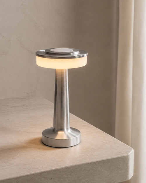KARO Akku-Tischlampe – Produktansicht | DecoHarmonie