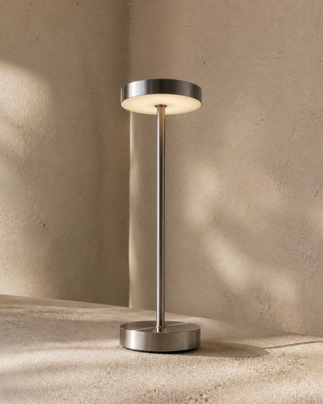 NOVA Akku-Tischlampe – Produktansicht | DecoHarmonie