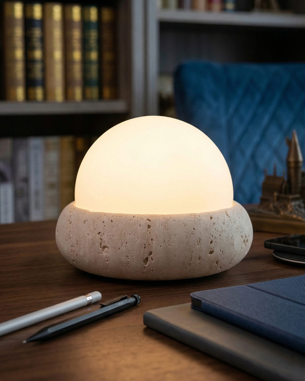 EON Akku-Tischlampe – in einem Wohnbereich | DecoHarmonie