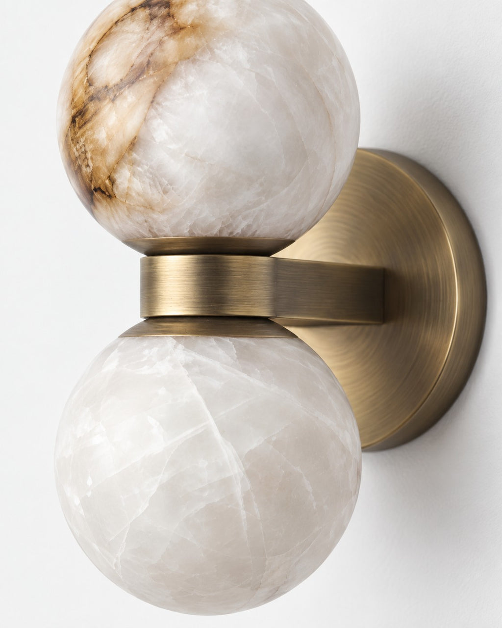 ANTHAS Wandleuchte – Detailansicht, Alabaster