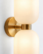 LODYA Wandleuchte – Detailansicht, Goldfarben / Opal