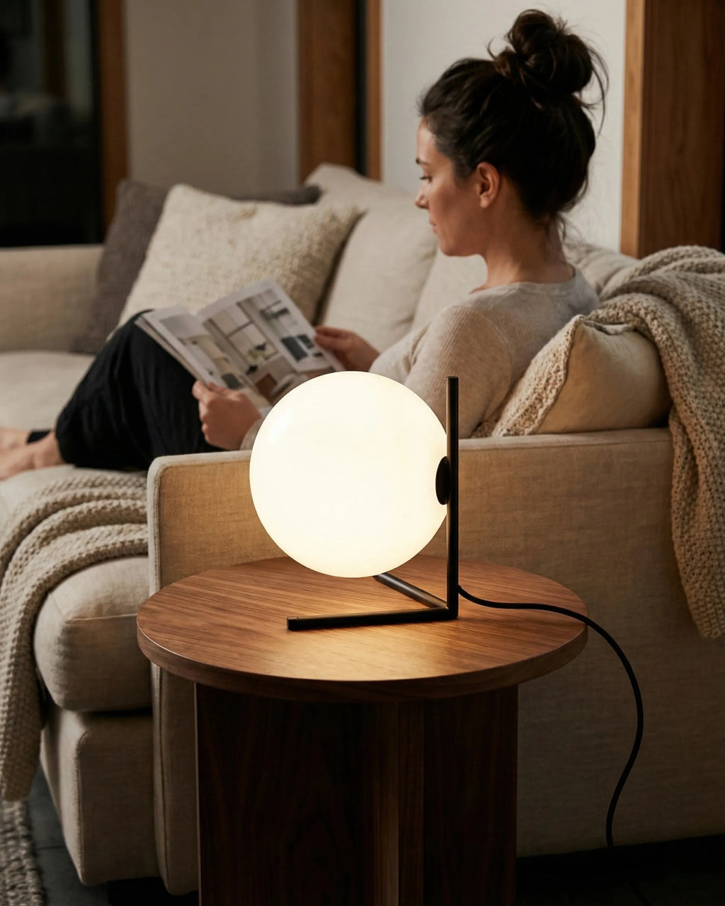 KAEN designer table lamp styled in a minimalist Australian interior — DecoHarmonie
